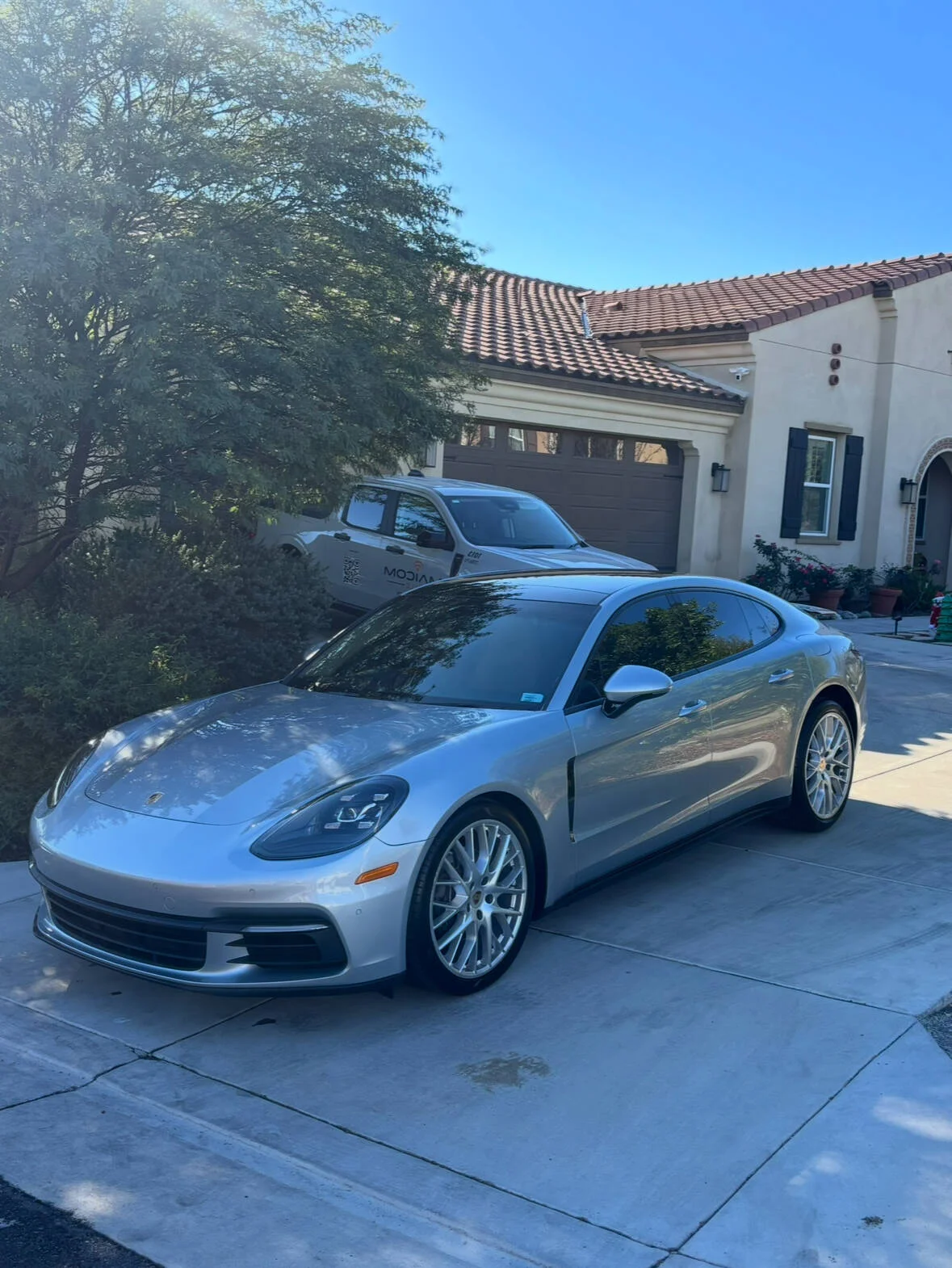 Porsche Panamera exterior silver